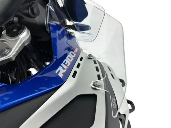 WRS WRS windgeleider voor op de tank van de R1300GS Adventure Windgeleider WRS windgeleider voor op de tank van de R1300GS Adventure